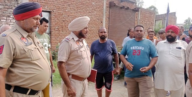 जालंधर में दिन-दिहाड़े बड़ी वारदात  बदमाशों ने घर के बाहर बरसाई गोलियां, इलाके में दहशत का माहौल 