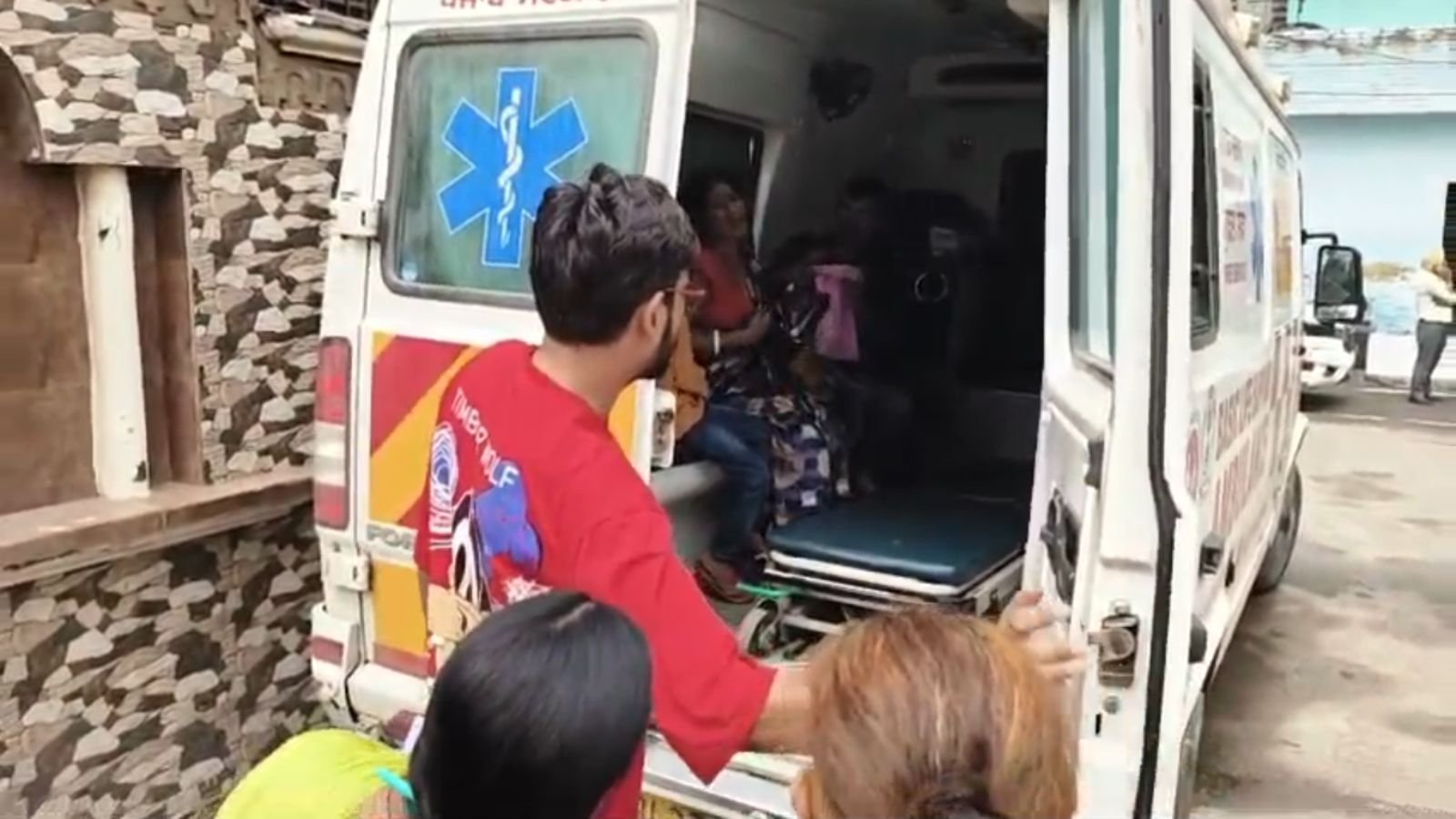 जालंधर के इस इलाके में डायरिया का खौफ, इतने लोग ग्रस्त, हाल जानने पहुंचे कैबिनेट मंत्री, देखें Video