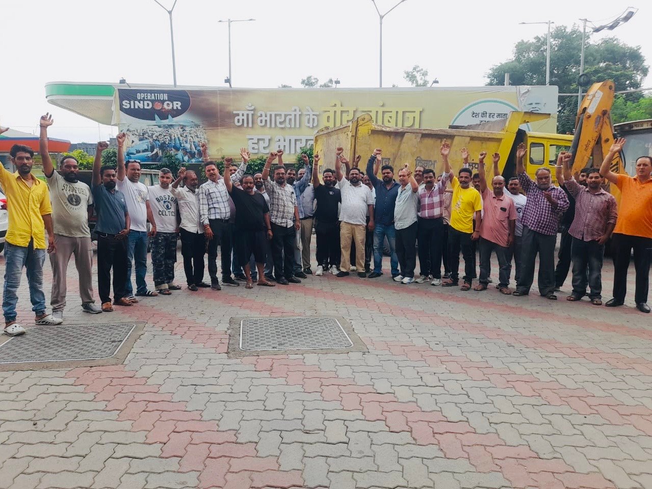 ਨਗਰ ਨਿਗਮ ਜਲੰਧਰ ਨੇ 143 ਕਰੋੜ ਦਾ ਘਰ-ਘਰ ਤੋਂ ਕੂੜਾ ਚੁੱਕਣ ਦਾ ਪ੍ਰਾਜੈਕਟ ਬਣਾਇਆ, ਯੂਨੀਅਨਾਂ ਵਲੋਂ ਪ੍ਰੋਜੈਕਟ ਦਾ ਵਿਰੋਧ ਸ਼ੁਰੂ 