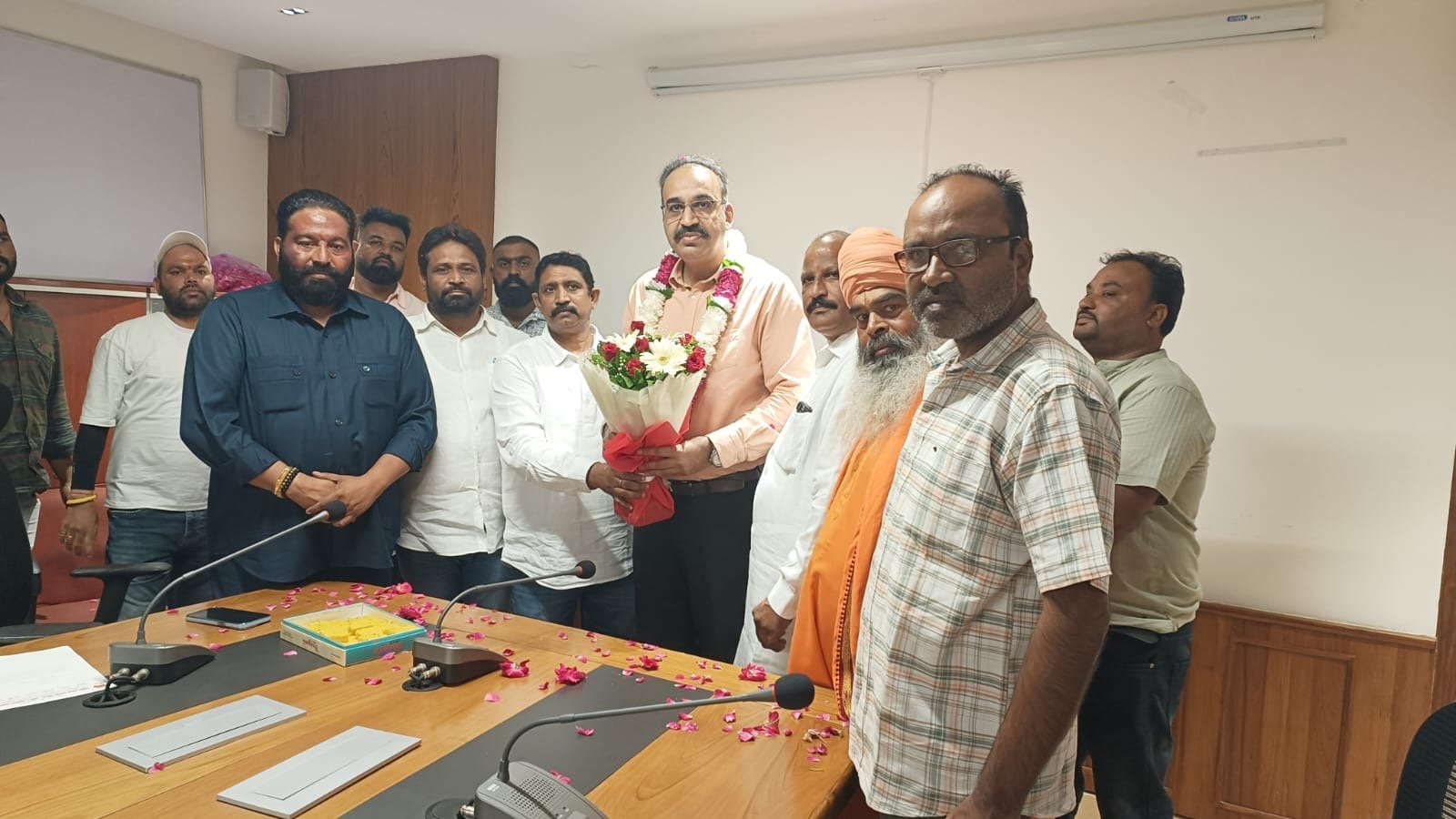 निगम जालंधर की संयुक्त यूनियनों ने 143 करोड़ रुपये से शहर की सफाई के ठेके के टैंडर का किया बिरोध: |