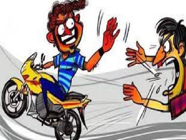 माडल टाउन में दो मिनट में मोटरसाइकिल चुराई  पढ़ें पूरी खबर 