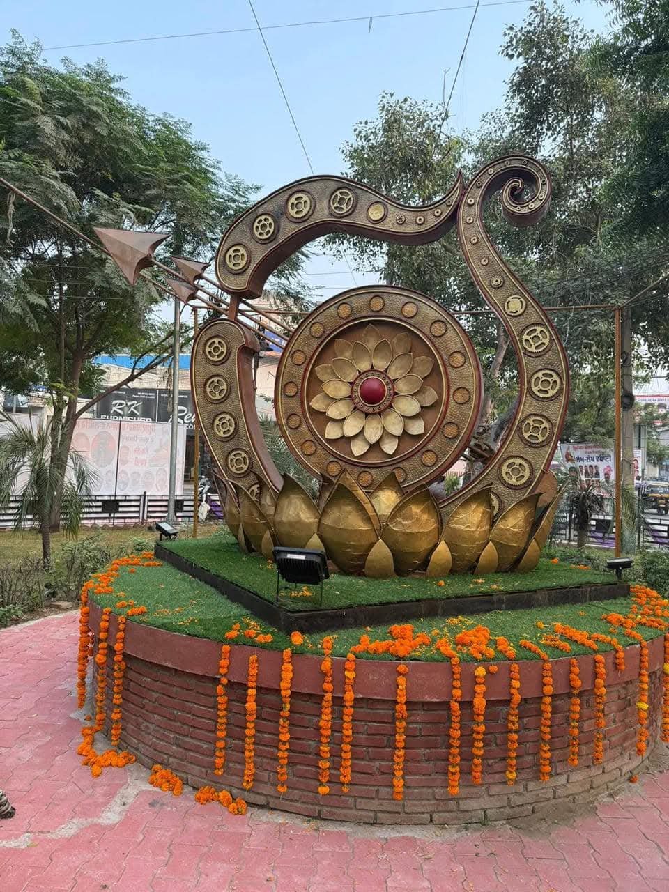 वीर बबरीक चौक का सुंदरीकरण, तीन तीर के धनुष का सुंदर डिजाइन कर रहा आकर्षित  मेयर वनीत धीर और कैबिनेट मंत्री मोहिंदर भगत ने जनता को समर्पित किया चौक  पढ़ें पूरी खबर 