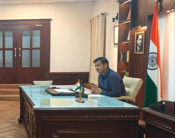 ESI अस्पताल को उच्च गुणवत्ता वाली स्वास्थ्य सुविधाएं देने के निर्देश  पढ़ें पूरी खबर 