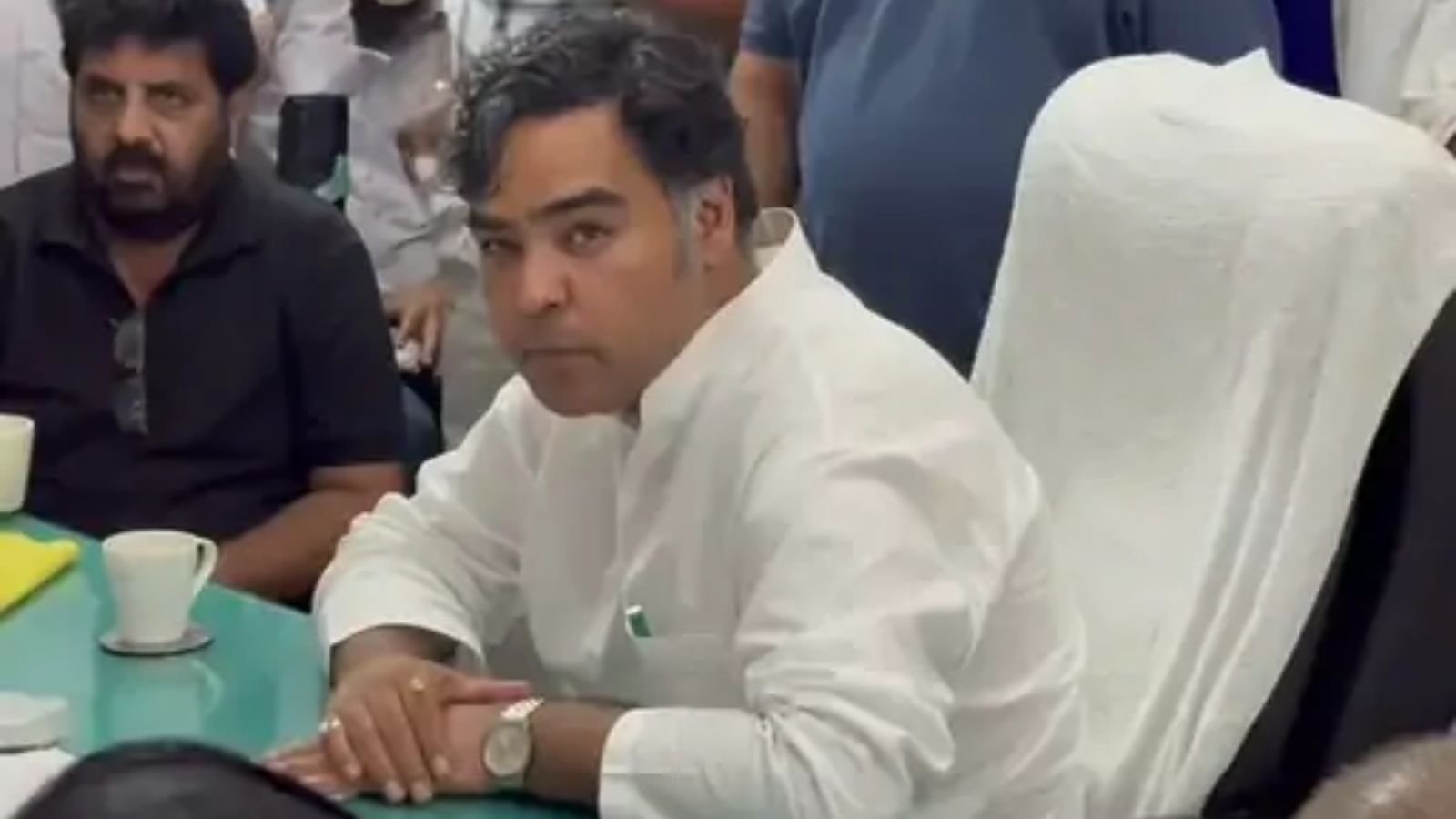 पंजाब में AAP MLA की कार का हुआ एक्सीडेंट, तेज रफ्तार गाड़ी ने मारी टक्कर