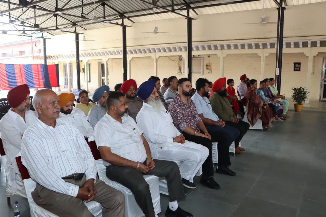 पंजाब पुलिस के बलिदानी जवानों को अर्पित की श्रद्धांजलि  पढ़ें पूरी खबर 