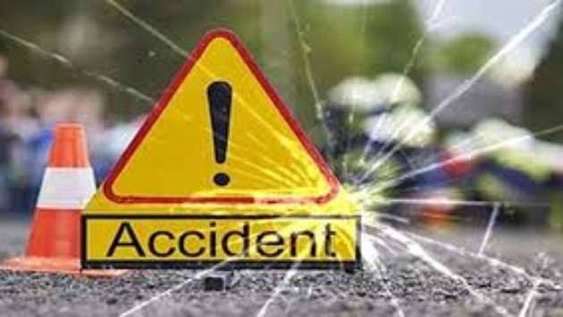 जालंधर में दर्दनाक हादसा, टाटा मैजिक के रस्से खुलने से गिरी पाइपें; दो छात्रों की मौत  पढ़ें पूरी खबर 