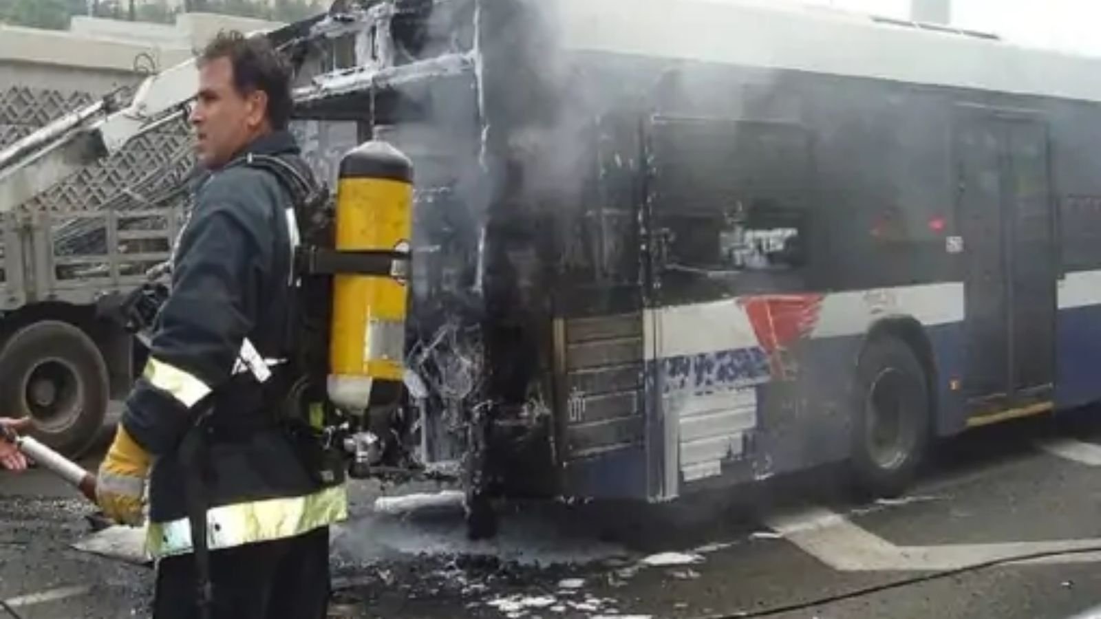 देश के कई घरों में मातम! मक्का से मदीना जा रही बस में 42 भारतीयों की दर्दनाक मौत