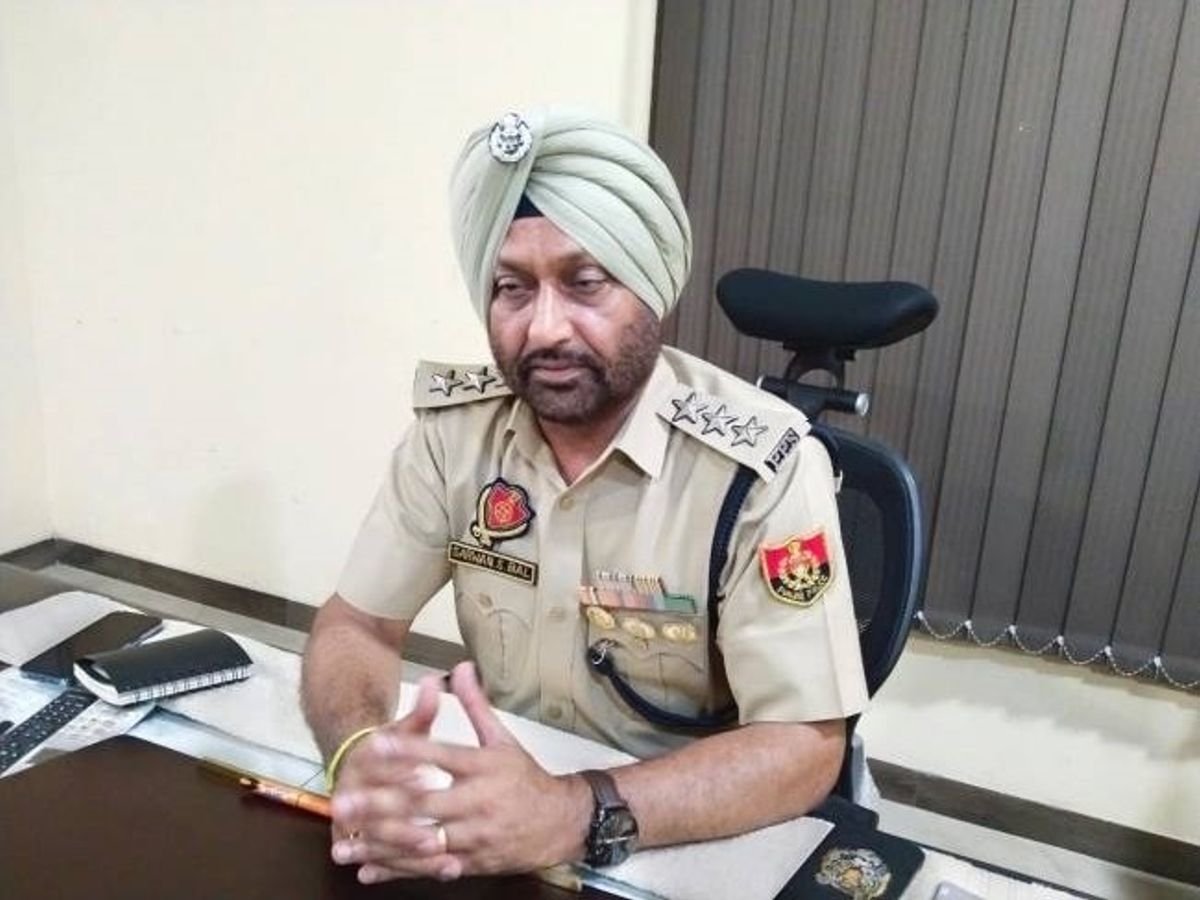कानून से ऊपर कोई नहीं: SHO भूषण कुमार मामले में ढिलाई पर फंसे DSP बल, बाल आयोग ने कार्रवाई में देरी का उठाया सवाल