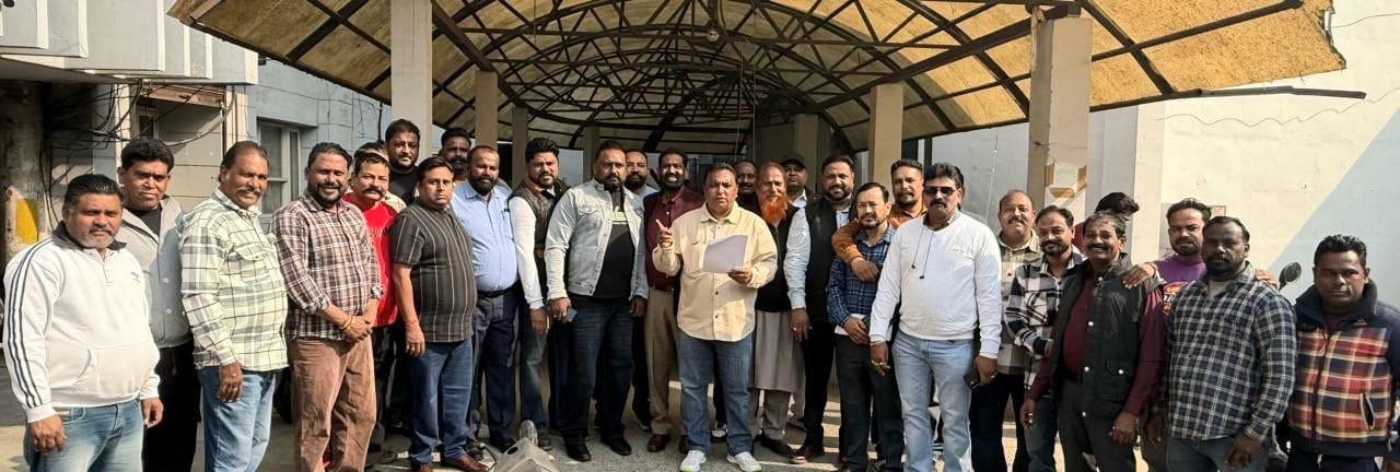 पारुल सभरवाल के साथ बहुत ही गलत तरीके से अभद्र भाषा का प्रयोग पर नगर निगम की यूनियन भड़की 