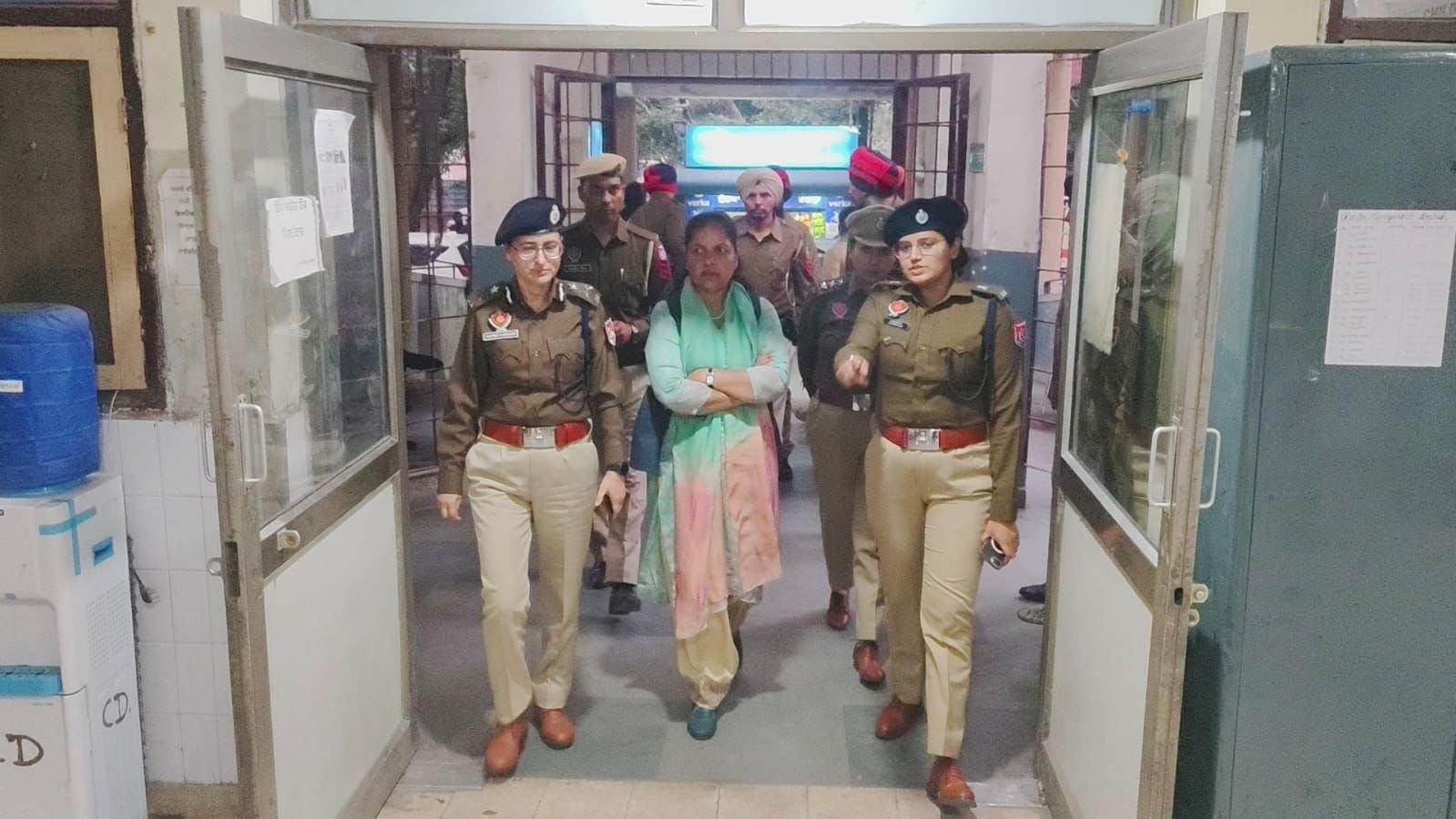 डीजीपी स्पेशल गुरप्रीत दिओ व सीपी धनप्रीत कौर का निरीक्षण, अस्पताल में शुरू होगा काउंसलिंग सेंटर  पढ़ें पूरी खबर 