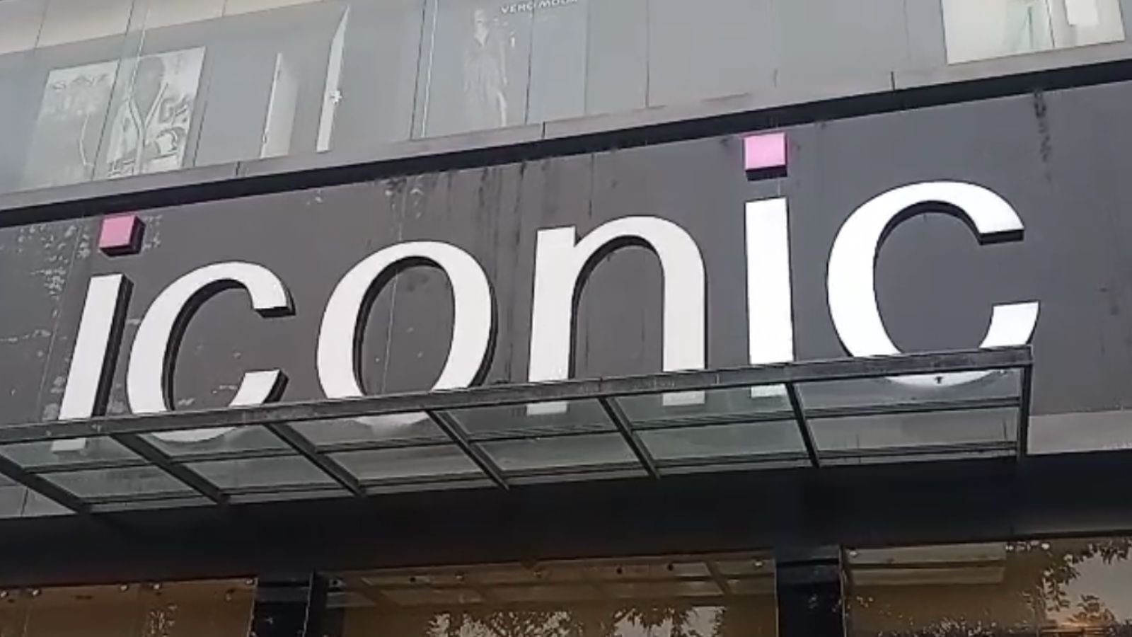 जालंधर के Iconic Mall में साढ़े 11 लाख रुपए की चोरी, सिक्योरिटी गार्ड पर शक