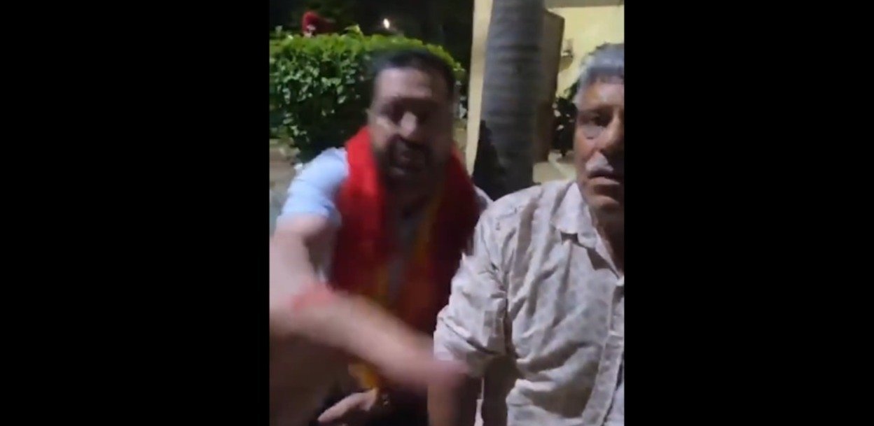 AAP नेता दिनेश ढल्ल की मीटिंग में हंगामा, समाज सेवक ने लगाए गंभीर आरोप 