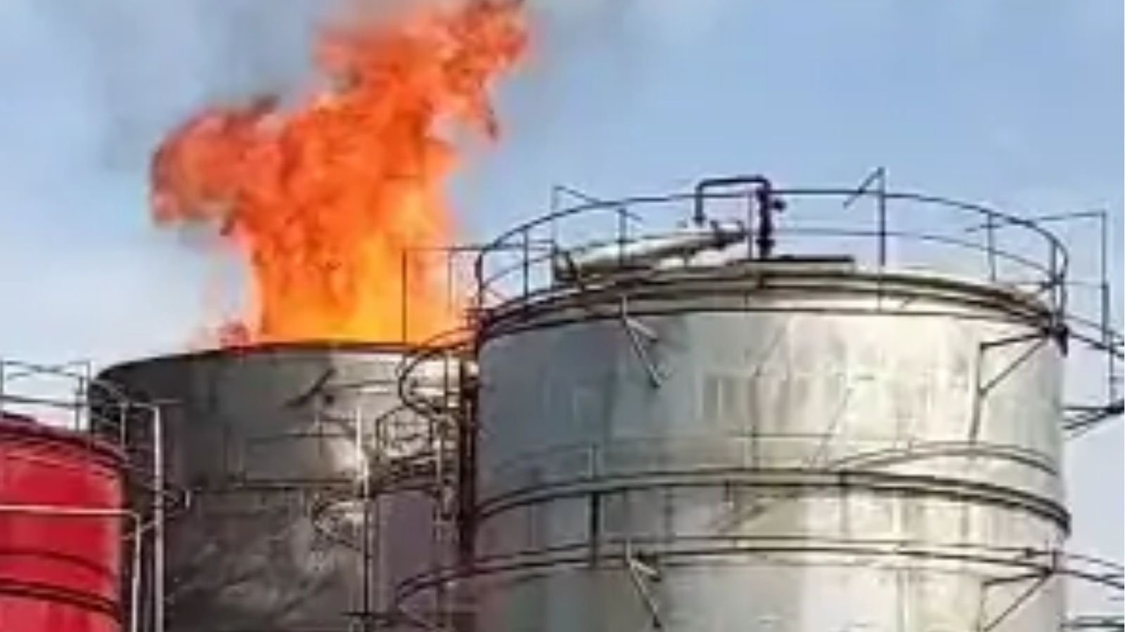 बठिंडा की डिस्टिलरी फैक्ट्री में आग लगने से अफरा-तफरी, फायर ब्रिगेड ने पाया काबू