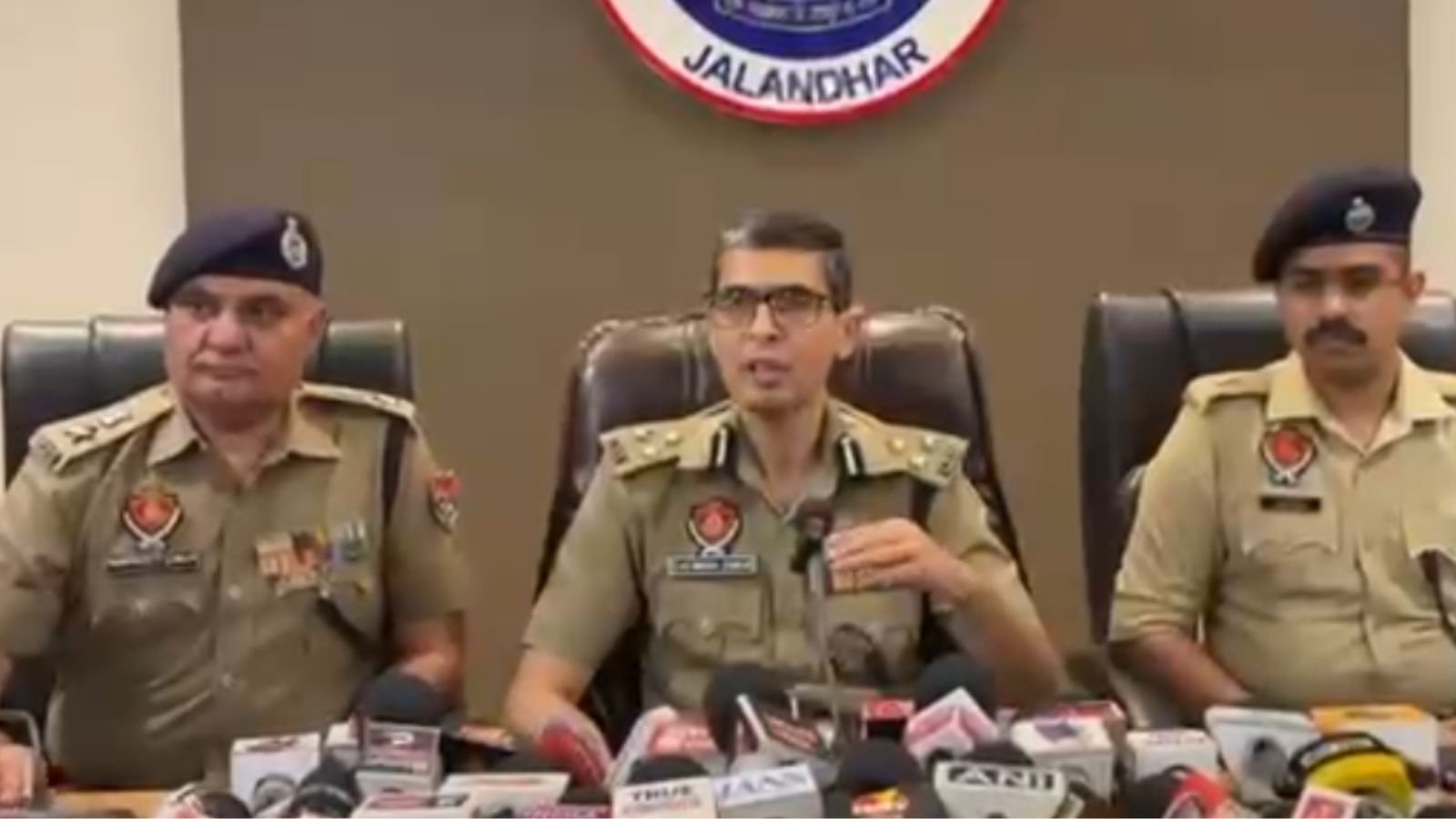 राष्ट्रीय सुरक्षा से जुड़ा मामला, जालंधर पुलिस ने पाकिस्तान लिंक वाले 3 आरोपियों को दबोचा