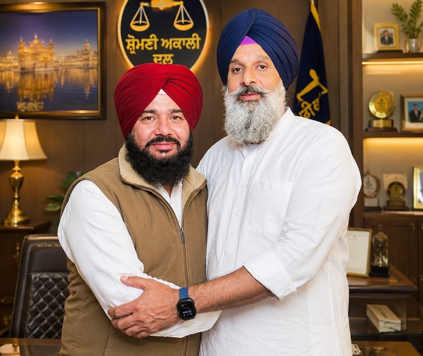 ਜਥੇਦਾਰ ਕਰਤਾਰ ਸਿੰਘ ਗਿੱਲ ਬਿੱਲਾ ਠੇਕੇਦਾਰ ਮਿਲੇ ਸਰਦਾਰ ਬਿਕਰਮਜੀਤ ਸਿੰਘ ਮਜੀਠੀਆ ਨਾਲ ਕੀਤੀ ਮੁਲਾਕਾਤ 