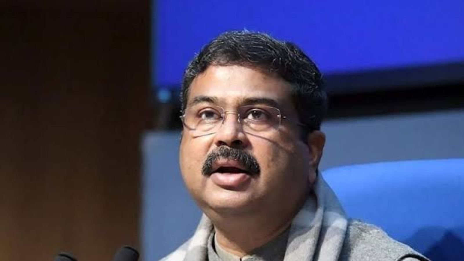  नीट पेपर लीक विवाद के बीच केंद्रीय शिक्षा मंत्री धर्मेंद्र प्रधान का इस्तीफा