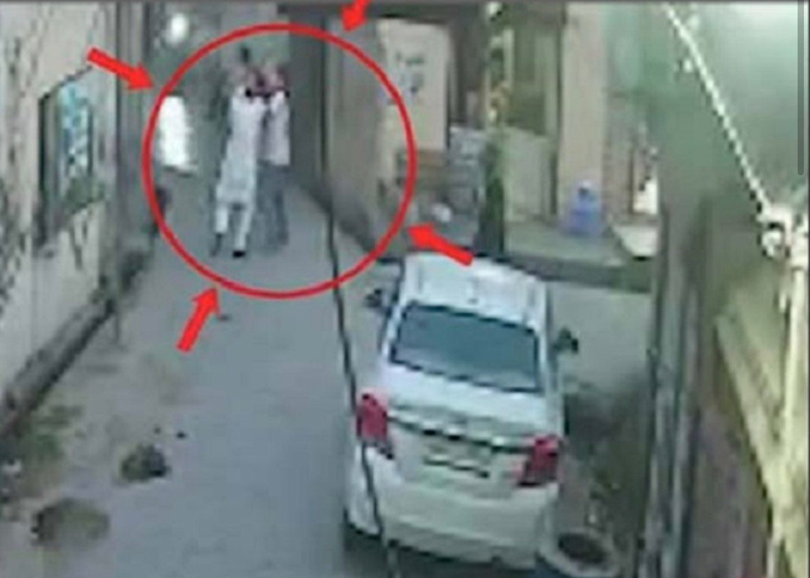 मोहाली में बड़ी वारदात, रिटायर्ड फौजी ने पूर्व सरपंच के पति पर की ताबड़तोड़ फायरिंग